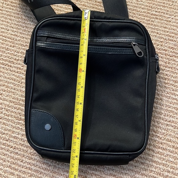 Hugo boss messenger bag - Picture 7 of 8
